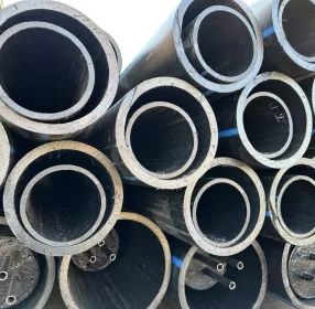 Большой ассортимент полиэтиленовых труб из полиэтилена низкого давления, которые отлично подойдут для водоснабжения, газификации, канализации, прокладки кабеля и т. д.