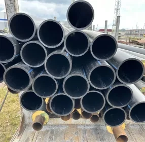 Трубы из ПНД часто используются для; водопроводов, газопроводов, канализационных магистралей, линий перекачки навозной жижи, сельского орошения, линий подачи пожарной системы, электрических и коммуникационных трубопроводов, ливневых и дренажных труб.